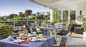 8 bedroom House for Sale in Elviria-54878