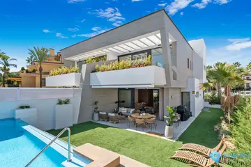 5 bedroom House for Sale in Puerto Banús-54955