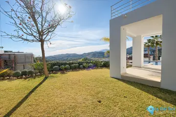 4 bedroom House for Sale in Benahavís-55009