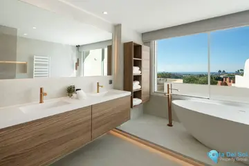 3 bedroom Apartment for Sale in Nueva Andalucía-55119