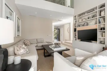 4 bedroom House for Sale in Nueva Andalucía-55157