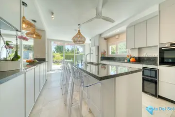 6 bedroom House for Sale in El Rosario-55176