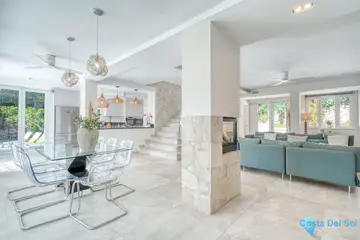 6 bedroom House for Sale in El Rosario-55177