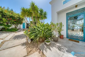6 bedroom House for Sale in El Rosario-55180