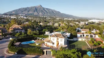 6 bedroom House for Sale in Marbella