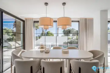 5 bedroom House for Sale in Nueva Andalucía-55360