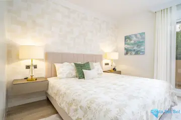 4 bedroom Apartment for Sale in Marbella-55450