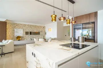 4 bedroom Apartment for Sale in Marbella-55445