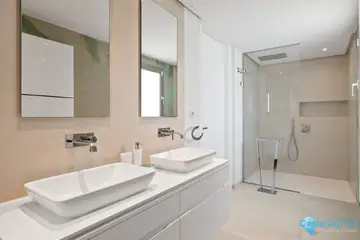 7 bedroom Apartment for Sale in Marbella-55470
