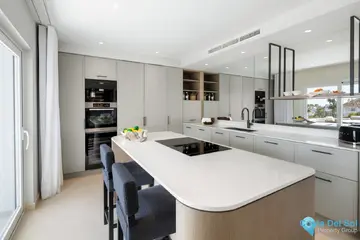 3 bedroom Apartment for Sale in The Golden Mile-55526
