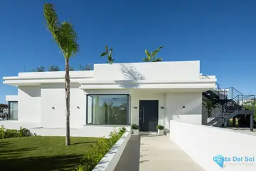 5 bedroom House for Sale in New Golden Mile-55626