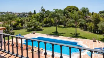 9 bedroom House for Sale in Estepona-55656