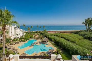 3 bedroom Apartment for Sale in Estepona-55750