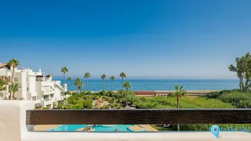 3 bedroom Apartment for Sale in New Golden Mile