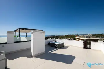 2 bedroom Apartment for Sale in Fuengirola-101955