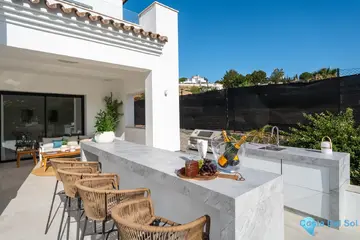 5 bedroom House for Sale in Elviria-55874