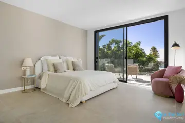 5 bedroom House for Sale in Marbella-56031