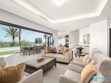 3 bedroom House for Sale in Estepona