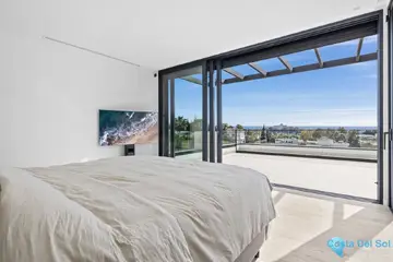 4 bedroom House for Sale in Benahavís-56076