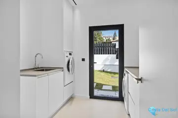4 bedroom House for Sale in Benahavís-56084