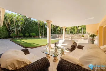 5 bedroom House for Sale in Marbella-56116