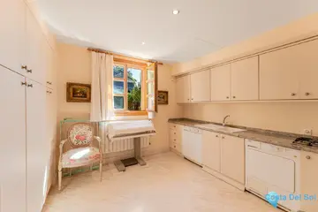 5 bedroom House for Sale in Marbella-56111