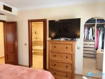4 bedroom Apartment for Sale in Estepona-11380