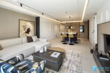 3 bedroom Apartment for Sale in The Golden Mile-56182