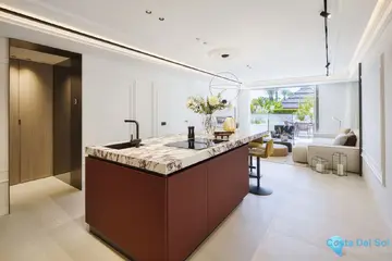 3 bedroom Apartment for Sale in The Golden Mile-56186
