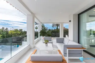 4 bedroom House for Sale in Marbesa-56237