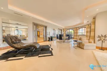 5 bedroom House for Sale in Sotogrande-56310