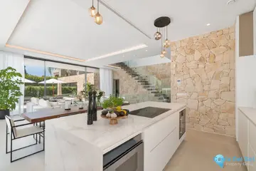 6 bedroom House for Sale in San Pedro de Alcántara-56334