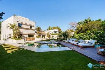 5 bedroom House for Sale in Cortijo Blanco-56351