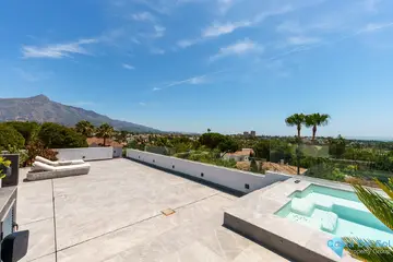 4 bedroom House for Sale in Nueva Andalucía-56416