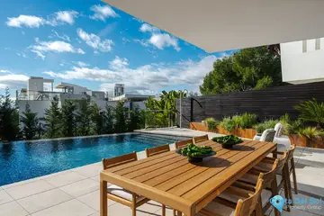 4 bedroom House for Sale in Sierra Blanca-56441