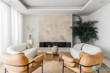 6 bedroom House for Sale in The Golden Mile-56460