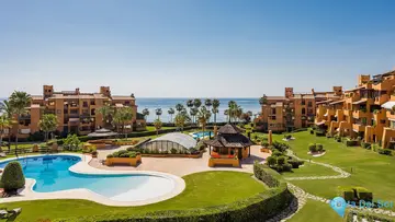 4 bedroom Apartment for Sale in New Golden Mile