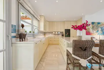 4 bedroom House for Sale in Sierra Blanca-56566