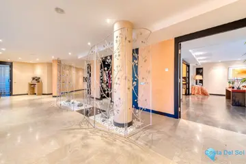 6 bedroom Apartment for Sale in Puerto Banús-56579