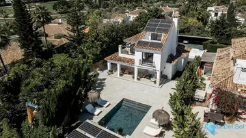 6 bedroom House for Sale in Nueva Andalucía