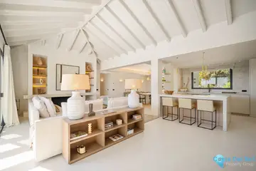 4 bedroom House for Sale in Nueva Andalucía-56676