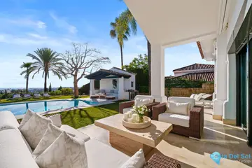 4 bedroom House for Sale in Nueva Andalucía-56701