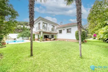 6 bedroom House for Sale in Los Monteros