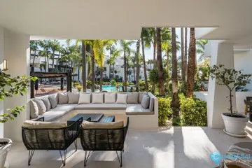 3 bedroom Apartment for Sale in The Golden Mile
