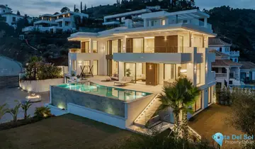 6 bedroom House for Sale in La Quinta