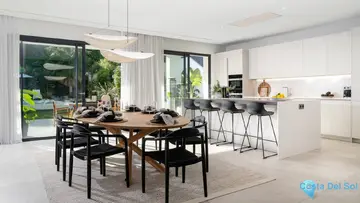 5 bedroom House for Sale in Marbella-56994