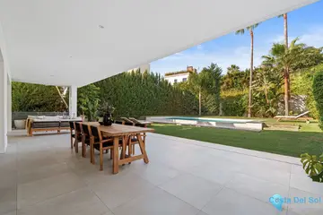5 bedroom House for Sale in Marbella-57010
