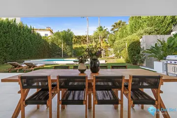 5 bedroom House for Sale in Marbella-57011