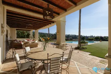 5 bedroom House for Sale in Marbella-57050