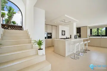 5 bedroom House for Sale in Nueva Andalucía-57082